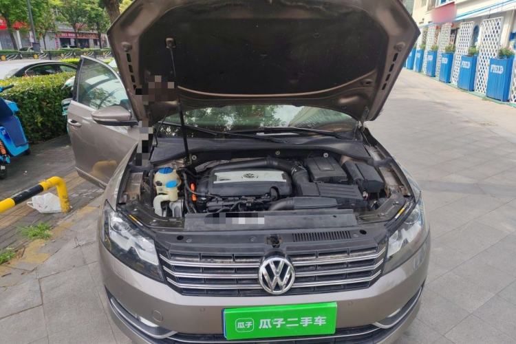 Used Volkswagen Passat 2014 1.8TSI DSG Prestige Edition Engine Bay