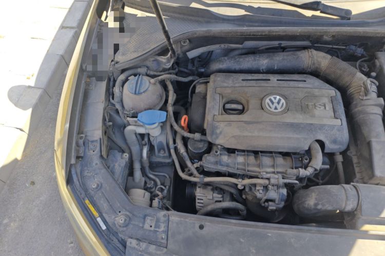 Used Volkswagen Passat 2014 1.8TSI DSG Prestige Edition Engine Bay Right