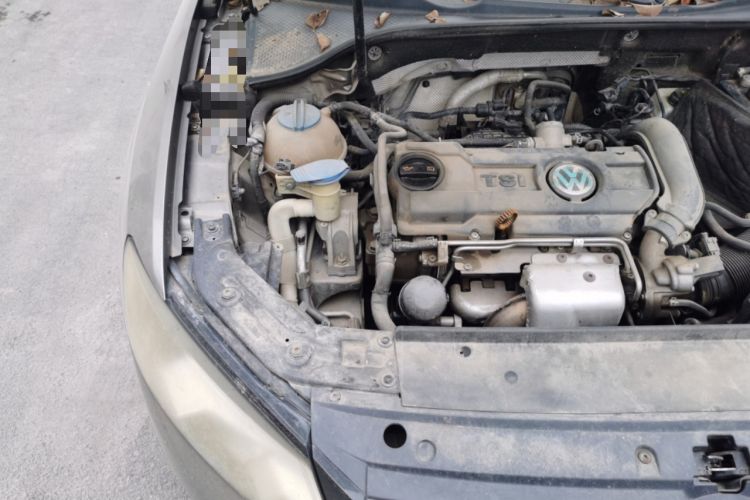 Used Volkswagen Passat 2014 1.4TSI DSG Prestige Edition Engine Bay Right
