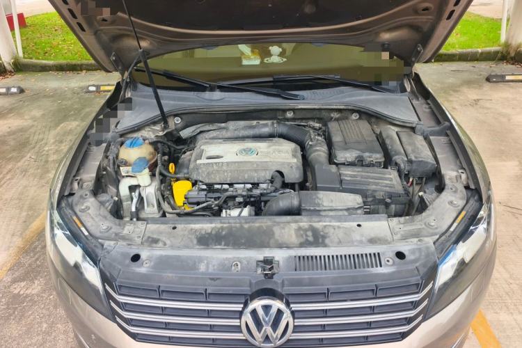Used Volkswagen Passat 2014 2.0 TSI DSG Prestige Edition Engine Bay