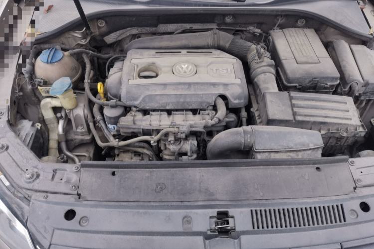 Used Volkswagen Passat 2014 1.8TSI DSG Prestige Edition Engine Bay