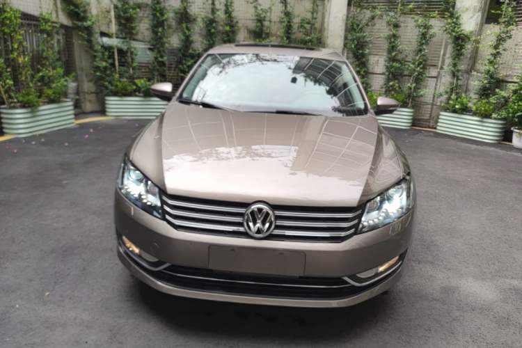 Used Volkswagen Passat 2014 2.0 TSI DSG Prestige Navigation Edition Front