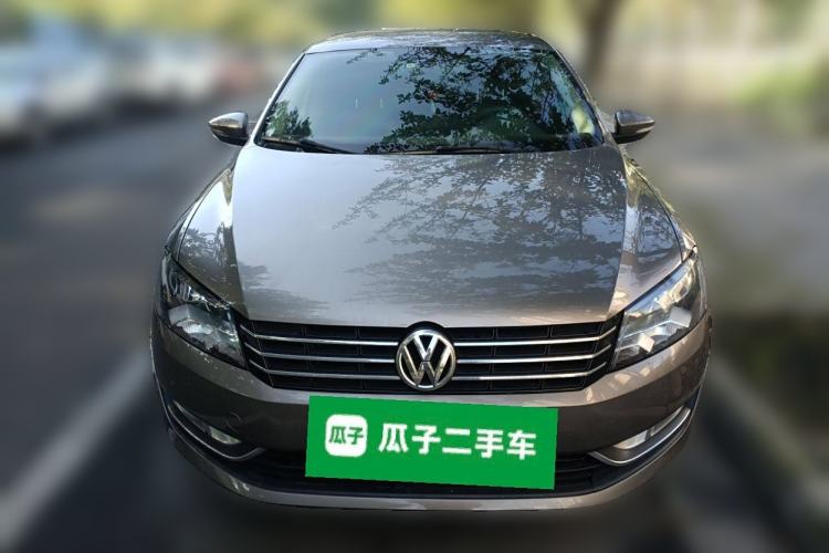 Used Volkswagen Passat 2014 1.4TSI Manual Luxury Edition Front