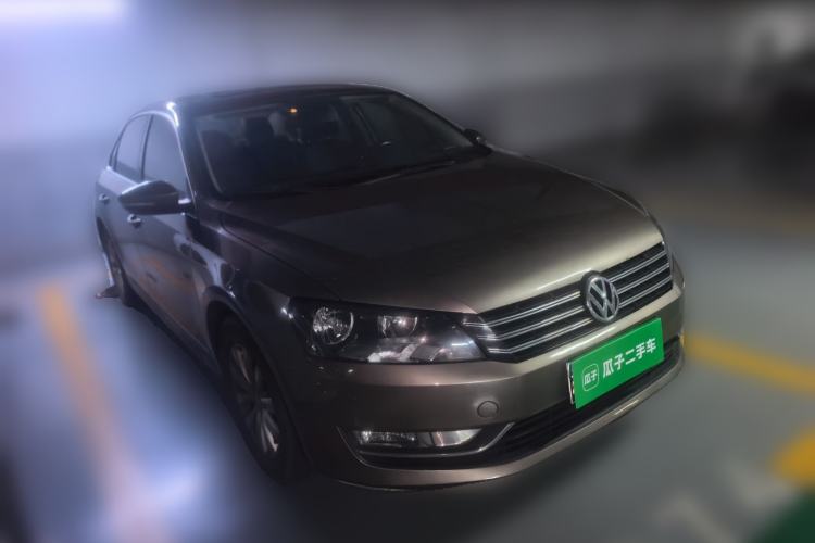 Used Volkswagen Passat 2014 1.8TSI DSG Prestige Edition Front Right 45 Deg