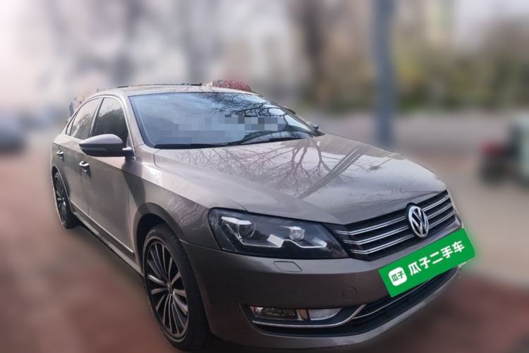 Used Volkswagen Passat 2014 1.8TSI DSG Prestige Navigation Edition Front Right 45 Deg