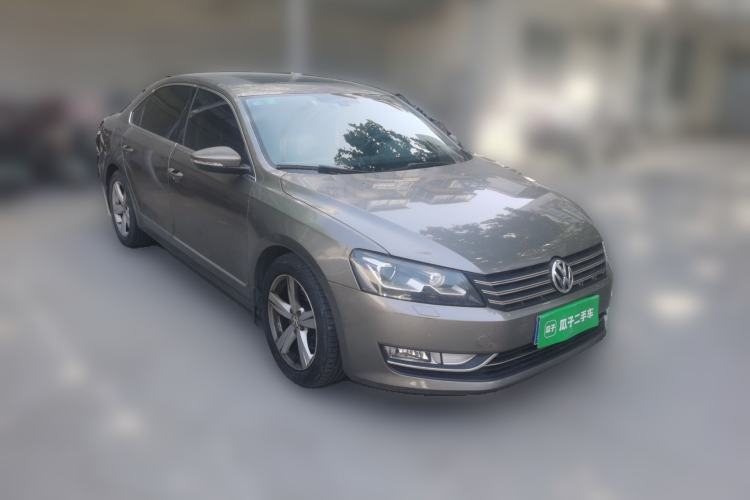 Used Volkswagen Passat 2014 1.8TSI DSG Prestige Edition Front Right 45 Deg