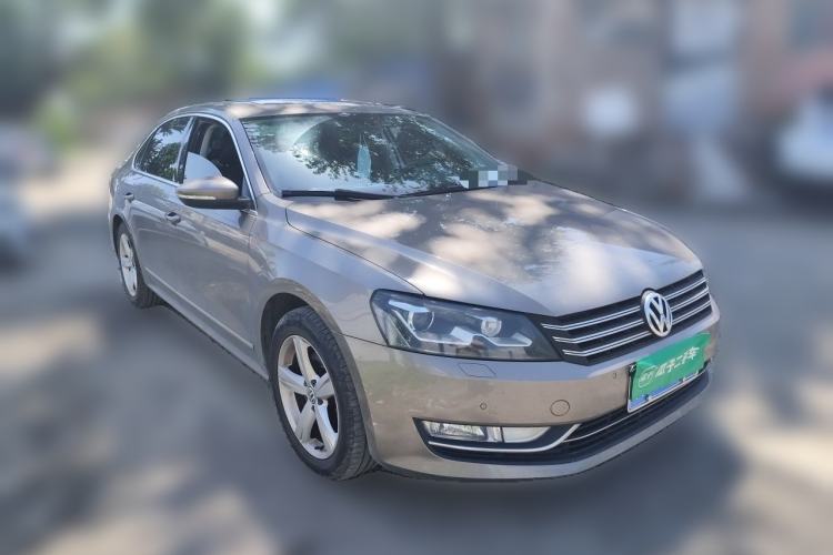 Used Volkswagen Passat 2014 2.0 TSI DSG Prestige Edition Front Right 45 Deg