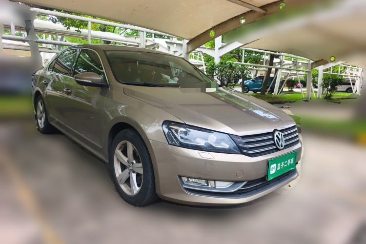 Used Volkswagen Passat 2014 2.0 TSI DSG Prestige Edition Front Right 45 Deg