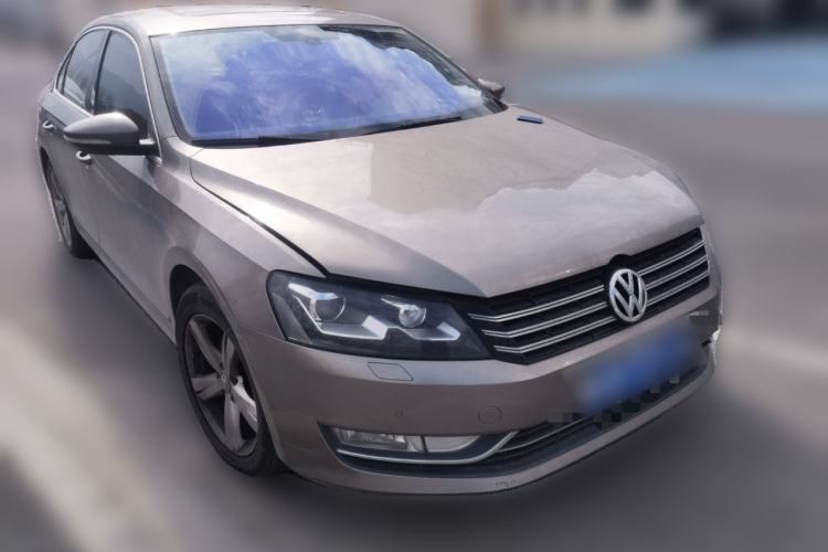 Used Volkswagen Passat 2014 1.8TSI DSG Prestige Edition Front Right 45 Deg