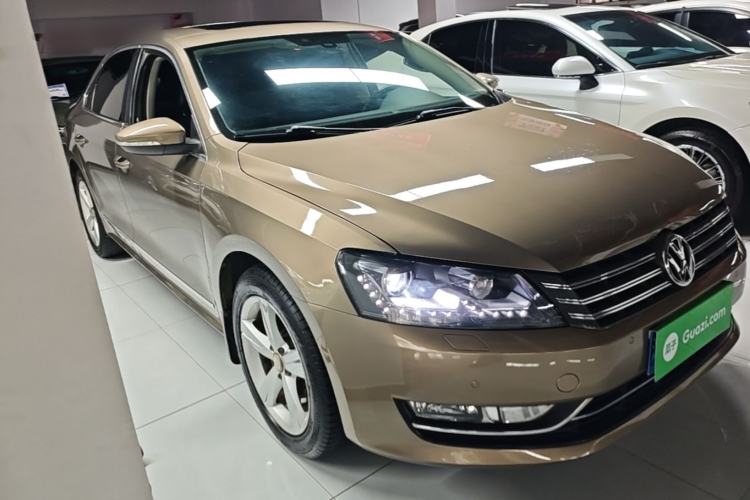 Used Volkswagen Passat 2014 1.8TSI DSG Prestige Edition Front Right 45 Deg
