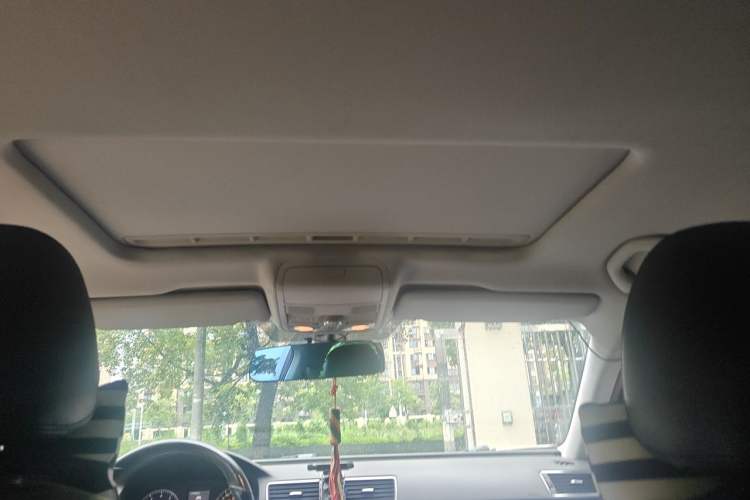 Used Volkswagen Passat 2014 1.8TSI DSG Prestige Edition Headliner
