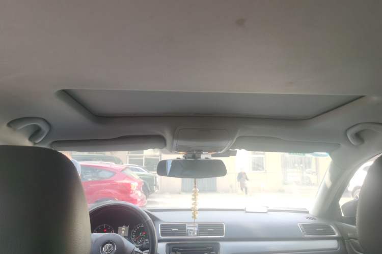 Used Volkswagen Passat 2014 1.8TSI DSG Prestige Edition Headliner