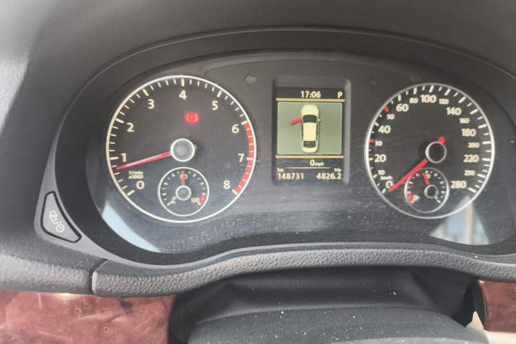 Used Volkswagen Passat 2014 1.8TSI DSG Prestige Edition Instrument Cluster