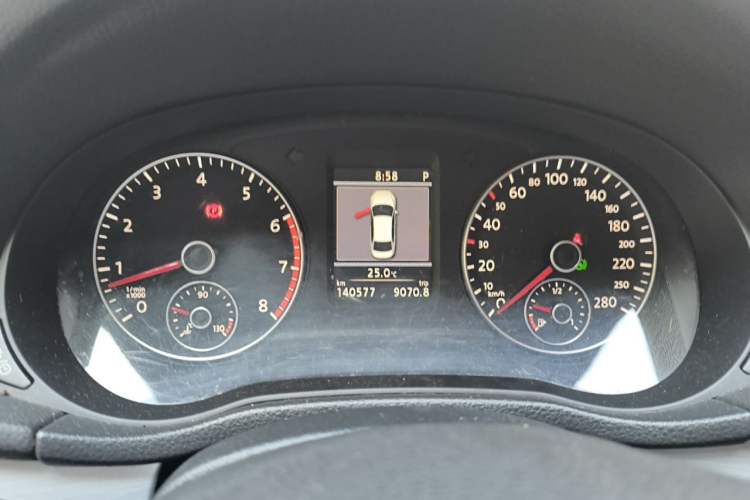 Used Volkswagen Passat 2014 1.8TSI DSG Prestige Edition Instrument Cluster
