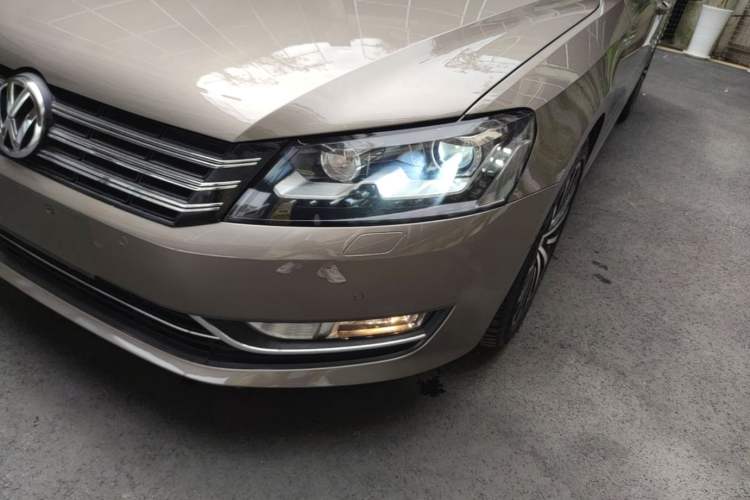 Used Volkswagen Passat 2014 2.0 TSI DSG Prestige Navigation Edition Left Front Headlight