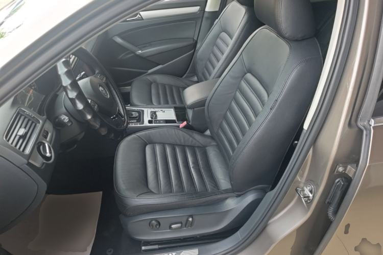 Used Volkswagen Passat 2014 1.8TSI DSG Prestige Edition Left Front Seat
