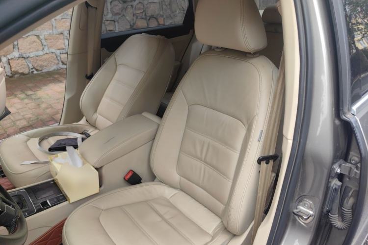 Used Volkswagen Passat 2014 1.8TSI DSG Prestige Edition Left Front Seat