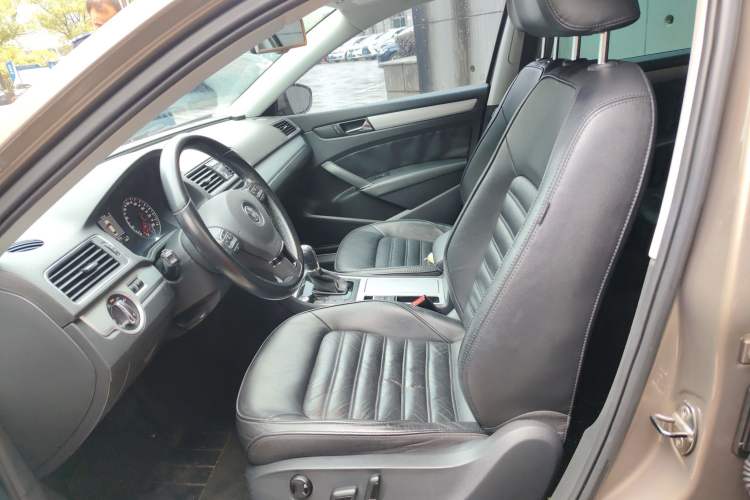 Used Volkswagen Passat 2014 1.8TSI DSG Prestige Edition Left Front Seat