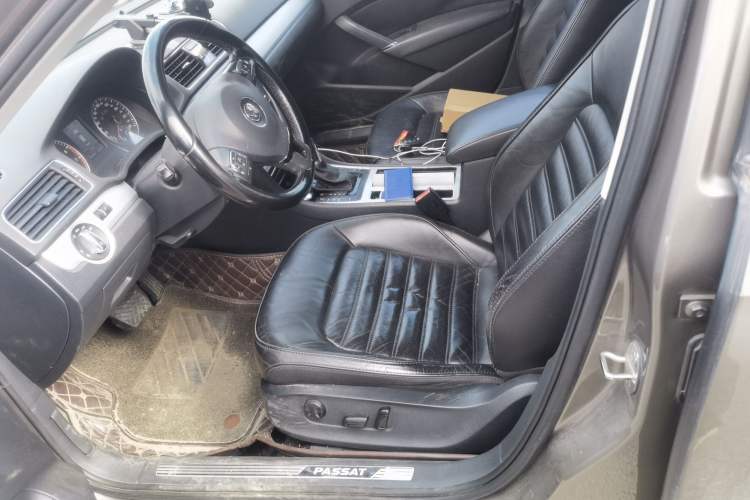 Used Volkswagen Passat 2014 1.8TSI DSG Prestige Edition Left Front Seat