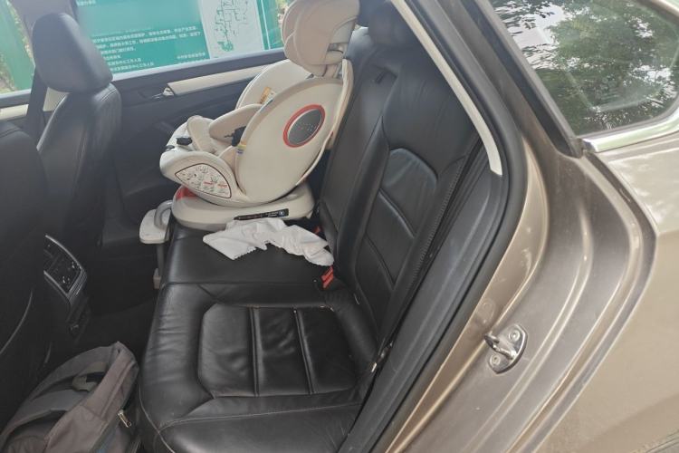 Used Volkswagen Passat 2014 1.8TSI DSG Prestige Edition Left Rear Seat
