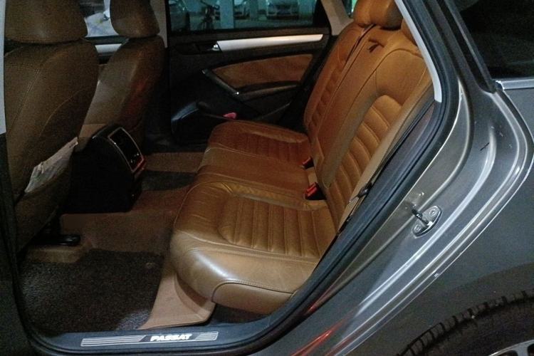 Used Volkswagen Passat 2014 1.8TSI DSG Prestige Edition Left Rear Seat