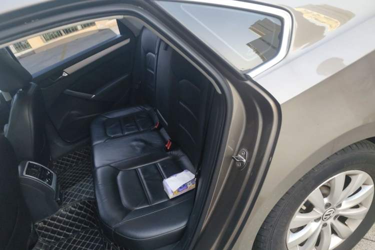 Used Volkswagen Passat 2014 1.8TSI DSG Prestige Edition Left Rear Seat