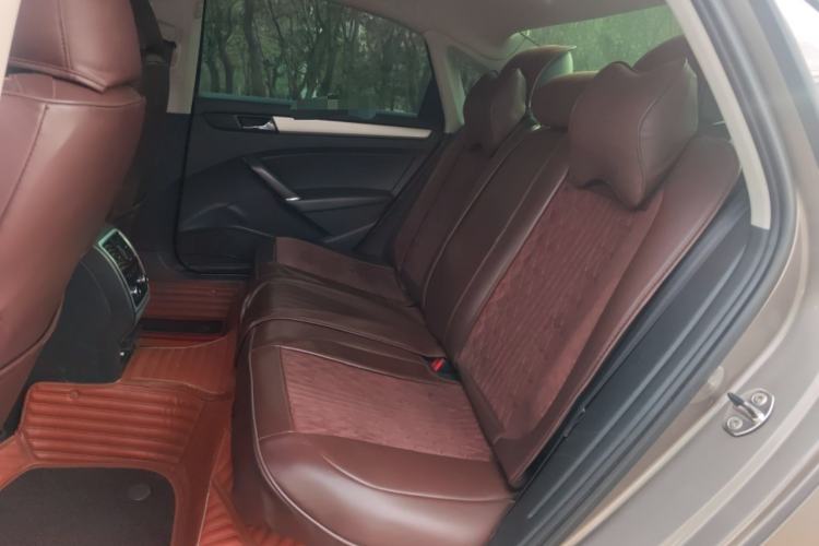 Used Volkswagen Passat 2014 1.8TSI DSG Prestige Navigation Edition Left Rear Seat