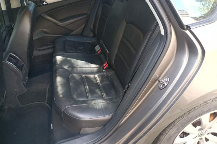 Used Volkswagen Passat 2014 1.4TSI Manual Luxury Edition Left Rear Seat