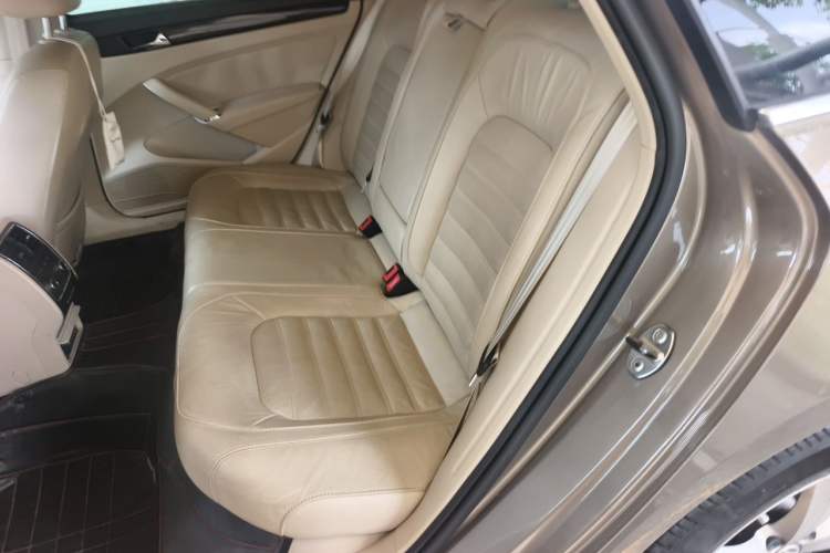 Used Volkswagen Passat 2014 2.0 TSI DSG Prestige Edition Left Rear Seat