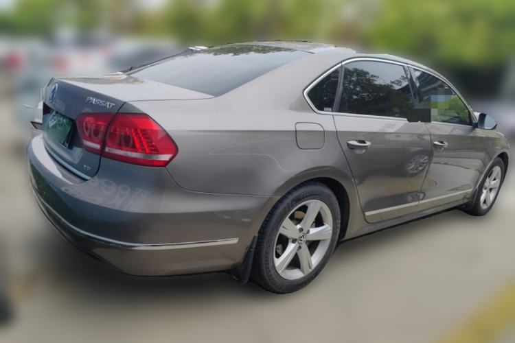 Used Volkswagen Passat 2014 1.8TSI DSG Prestige Edition Rear Right 45 Deg