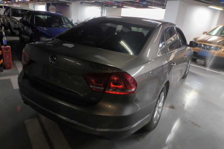 Used Volkswagen Passat 2014 1.4TSI Manual Luxury Edition Rear Right 45 Deg