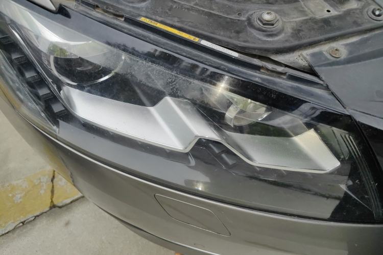 Used Volkswagen Passat 2014 1.8TSI DSG Prestige Edition Right Front Headlight
