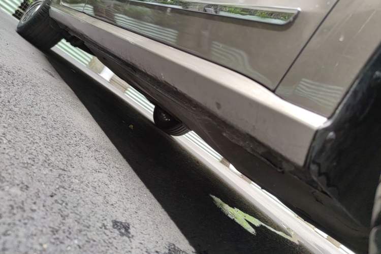 Used Volkswagen Passat 2014 2.0 TSI DSG Prestige Navigation Edition Right Side Sill