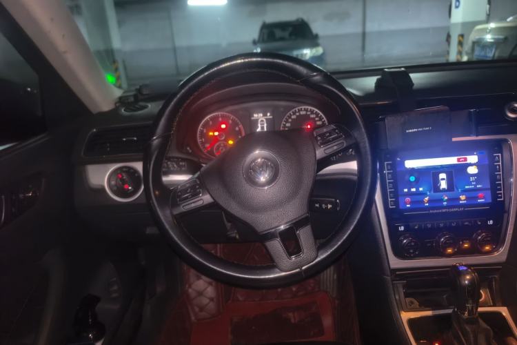 Used Volkswagen Passat 2014 1.8TSI DSG Prestige Edition Steering Wheel
