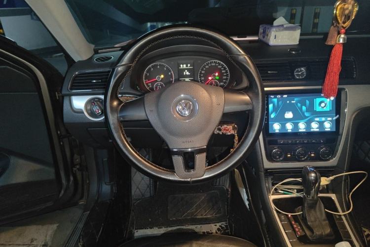 Used Volkswagen Passat 2014 1.8TSI DSG Prestige Edition Steering Wheel