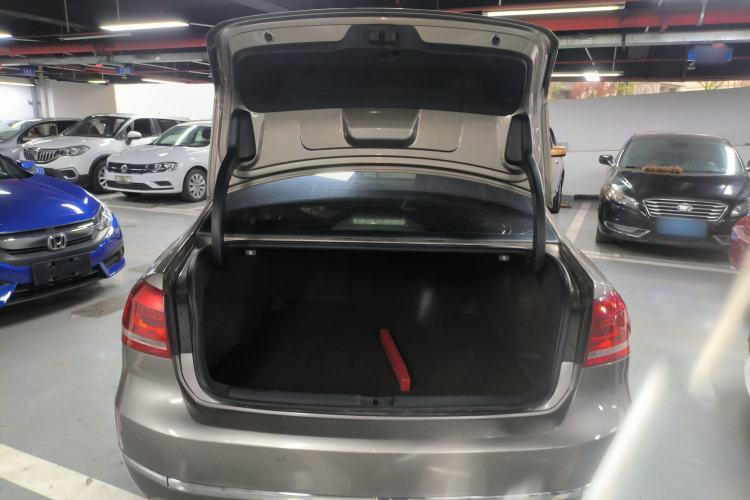 Used Volkswagen Passat 2014 1.4TSI Manual Luxury Edition Trunk