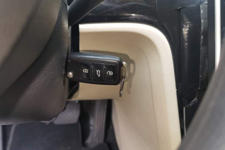 Used Volkswagen Passat 2014 1.8TSI DSG Luxury Edition Vehicle Key