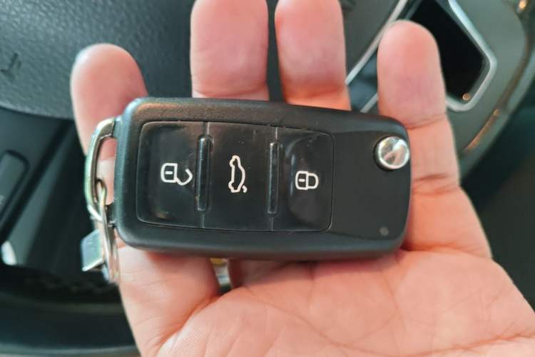 Used Volkswagen Passat 2014 1.8TSI DSG Prestige Edition Vehicle Key