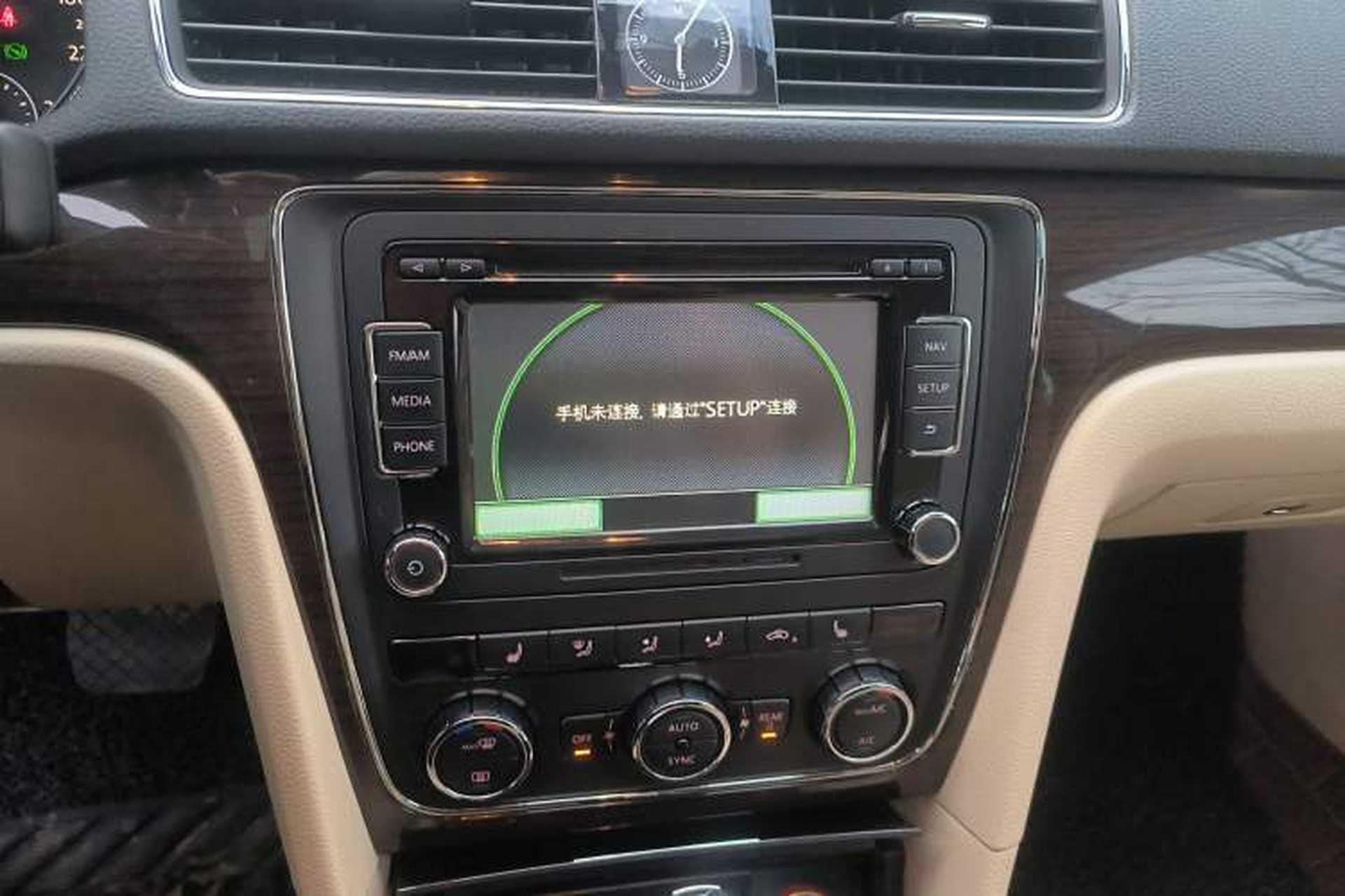 Used Volkswagen Passat 2014 2.0 TSI DSG Prestige Navigation Edition Audio And AC Panel