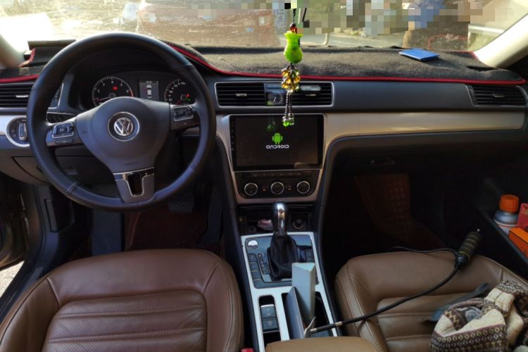 Used Volkswagen Passat 2014 1.8TSI DSG Prestige Edition Center Console