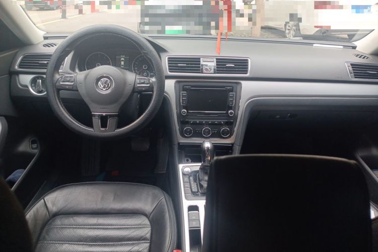 Used Volkswagen Passat 2014 1.8TSI DSG Prestige Edition Center Console
