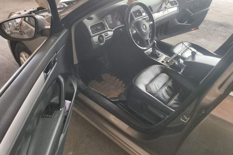 Used Volkswagen Passat 2014 1.8TSI DSG Prestige Edition Driver Seat