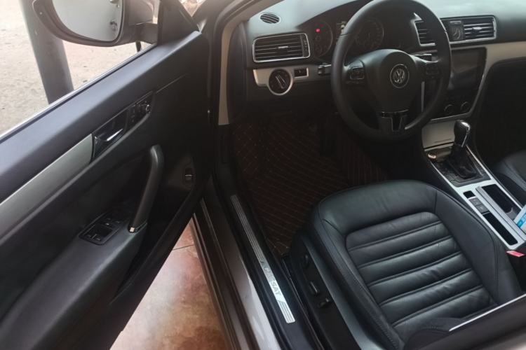 Used Volkswagen Passat 2014 1.8TSI DSG Prestige Edition Driver Seat