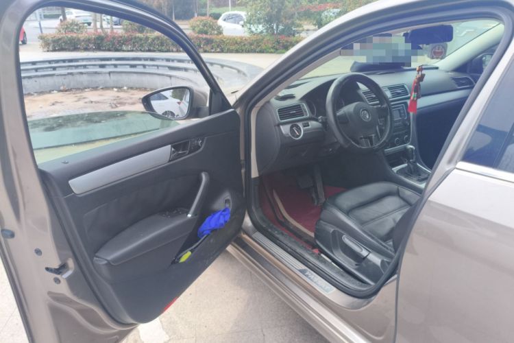 Used Volkswagen Passat 2014 1.8TSI DSG Prestige Edition Driver Seat