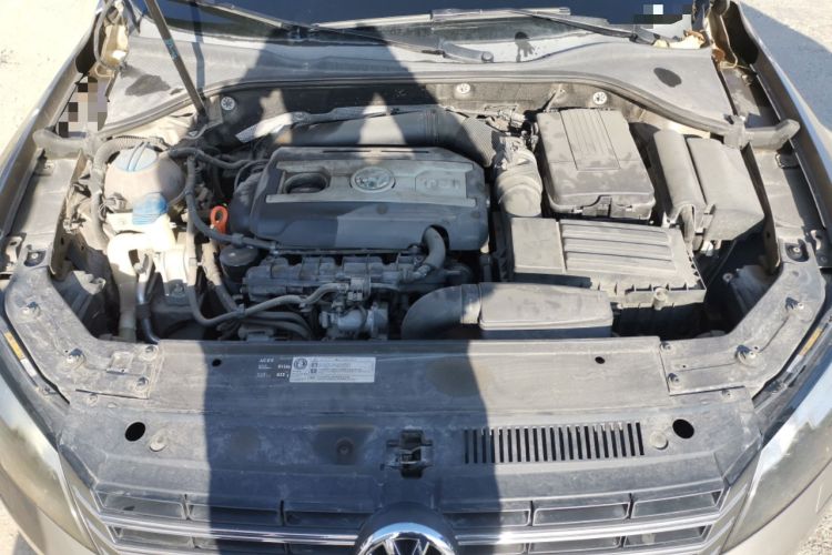 Used Volkswagen Passat 2014 1.8TSI DSG Prestige Edition Engine Bay