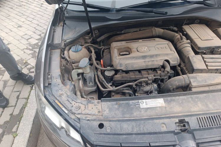 Used Volkswagen Passat 2014 1.8TSI DSG Prestige Edition Engine Bay Right