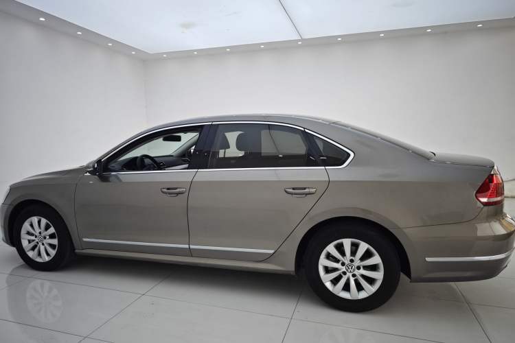 Used Volkswagen Passat 2014 1.8TSI DSG Prestige Edition Exterior 10