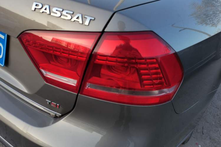 Used Volkswagen Passat 2014 1.8TSI DSG Prestige Navigation Edition Exterior 2