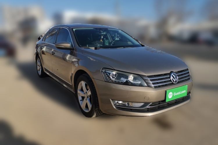 Used Volkswagen Passat 2014 1.8TSI DSG Prestige Edition Front Right 45 Deg