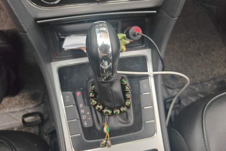 Used Volkswagen Passat 2014 1.4TSI DSG Prestige Edition Gear Lever